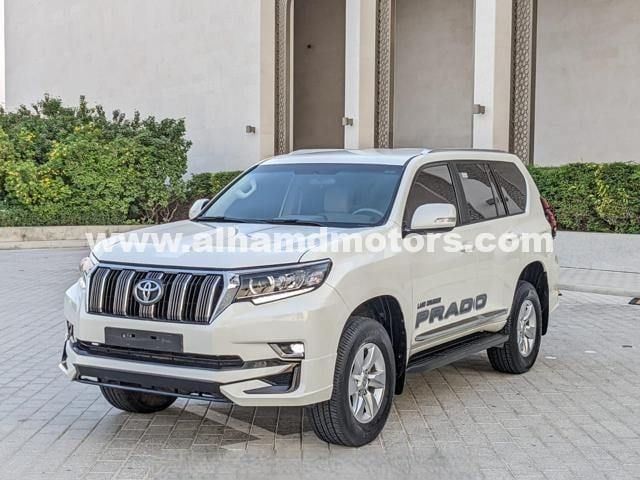 Подержанный Toyota Land Cruiser Prado 150 Series Рестайлинг 2, 2.7 л, 2020 в Дубае от Alhamd Motors Белый цвет. Other | AUTO.AE