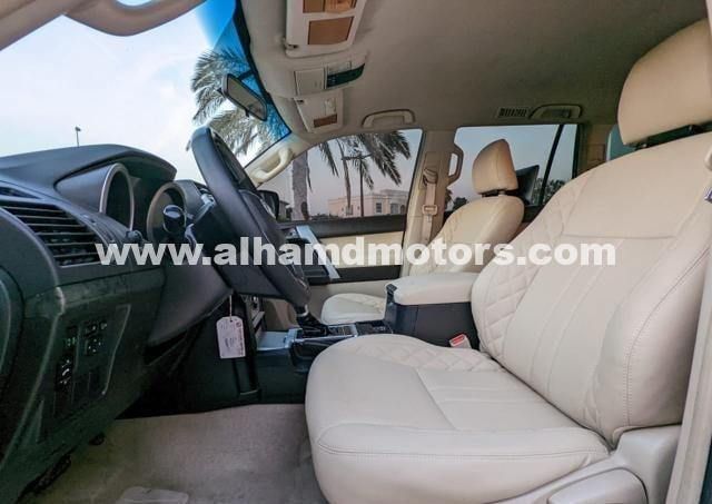 Подержанный Toyota Land Cruiser Prado 150 Series, 2.7 л, 2010 в Дубае от Alhamd Motors Коричневый цвет. Other | AUTO.AE