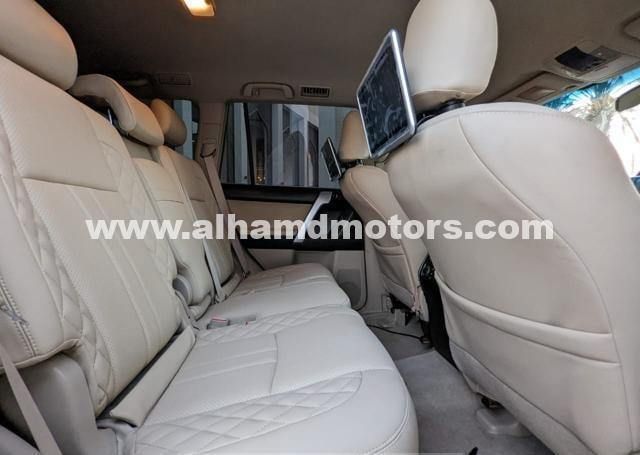 Подержанный Toyota Land Cruiser Prado 150 Series, 2.7 л, 2010 в Дубае от Alhamd Motors Коричневый цвет. Other | AUTO.AE