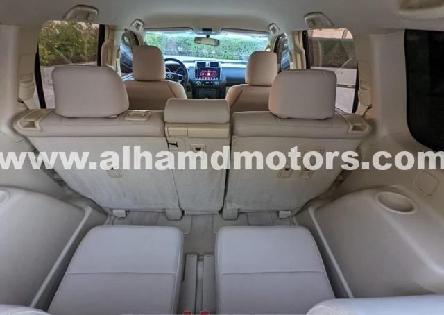 Used Toyota Land Cruiser Prado 150 Series Facelift 1, 2.7 l, 2015 in Dubai by Alhamd Motors, Black color. Other | AUTO.AE