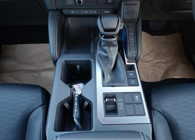 Used Toyota Land Cruiser Prado 250 Series, 2.7 l, 2024 in Dubai by Alhamd Motors, White color. Other | AUTO.AE