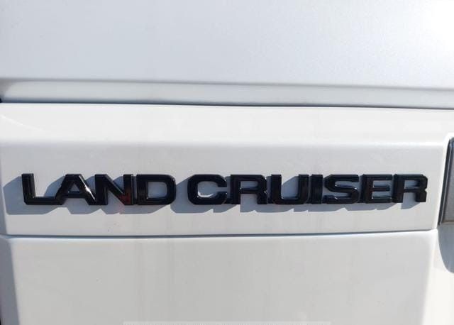 Used Toyota Land Cruiser Prado 250 Series, 2.7 l, 2024 in Dubai by Alhamd Motors, White color. Other | AUTO.AE