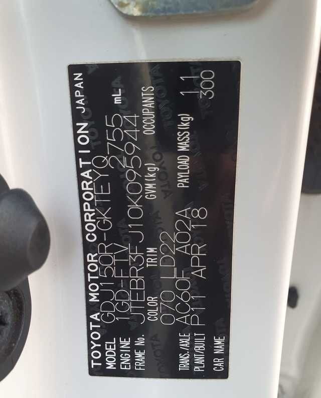 Подержанный Toyota Land Cruiser Prado 150 Series Рестайлинг 2, 2.8 л, 2018 в Дубае от Alhamd Motors Белый цвет. Other | AUTO.AE