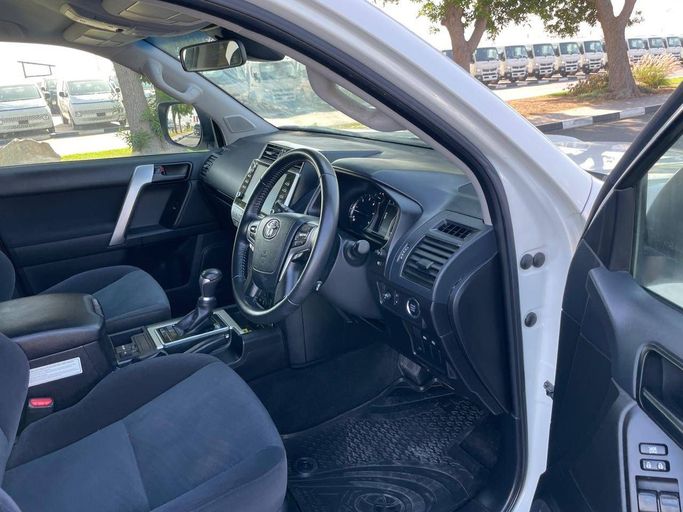 Used Toyota Land Cruiser Prado 150 Series Facelift 3, 2.8 l, 2021 in Dubai by Alhamd Motors, White color. Other | AUTO.AE