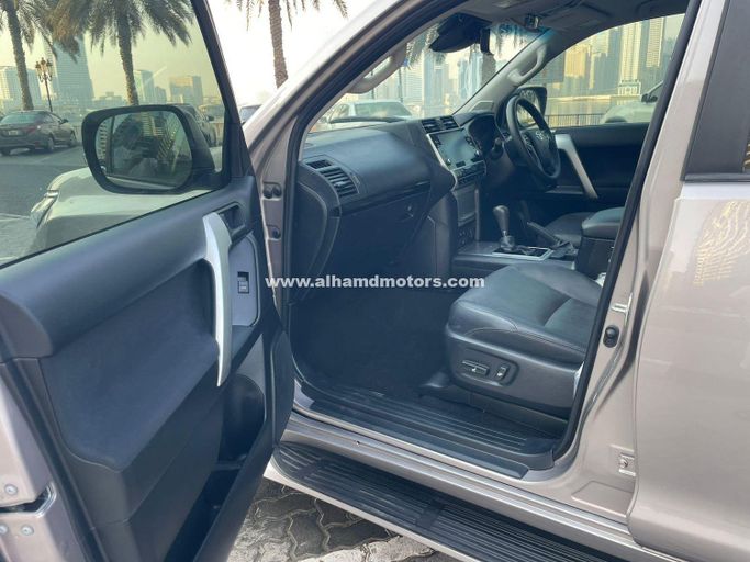 Used Toyota Land Cruiser Prado 150 Series Facelift 3, 2.8 l, 2023 in Dubai by Alhamd Motors, Brown color. Other | AUTO.AE