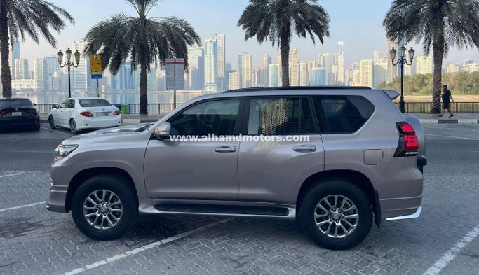 Used Toyota Land Cruiser Prado 150 Series Facelift 3, 2.8 l, 2023 in Dubai by Alhamd Motors, Brown color. Other | AUTO.AE