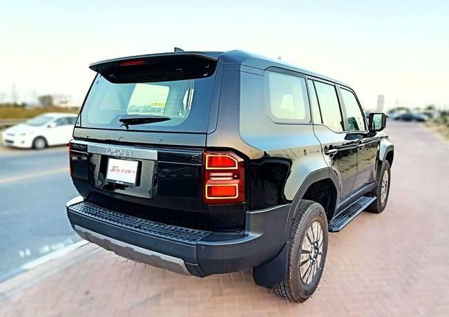 Новый Toyota Land Cruiser Prado 250 Series, 2.8 л, 2025 в Дубае от Soltan Auto Черный цвет. Other | AUTO.AE