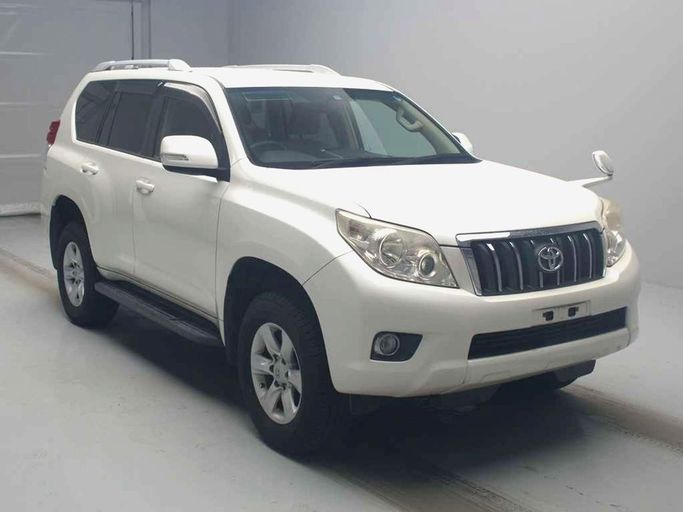 New Toyota Land Cruiser Prado 150 Series, 2.7 l, 2009 in Dubai by SK Motors, White color. Japanese Specs | AUTO.AE