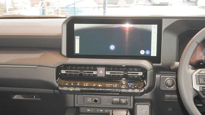 Новый Toyota Land Cruiser Prado 250 Series, 2.7 л, 2025 в Дубае от Ibitisam Motors Белый цвет.  | AUTO.AE