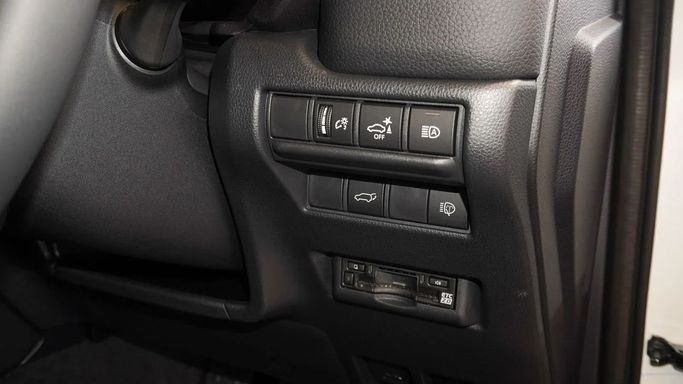 Новый Toyota Land Cruiser Prado 250 Series, 2.7 л, 2025 в Дубае от Ibitisam Motors Белый цвет.  | AUTO.AE