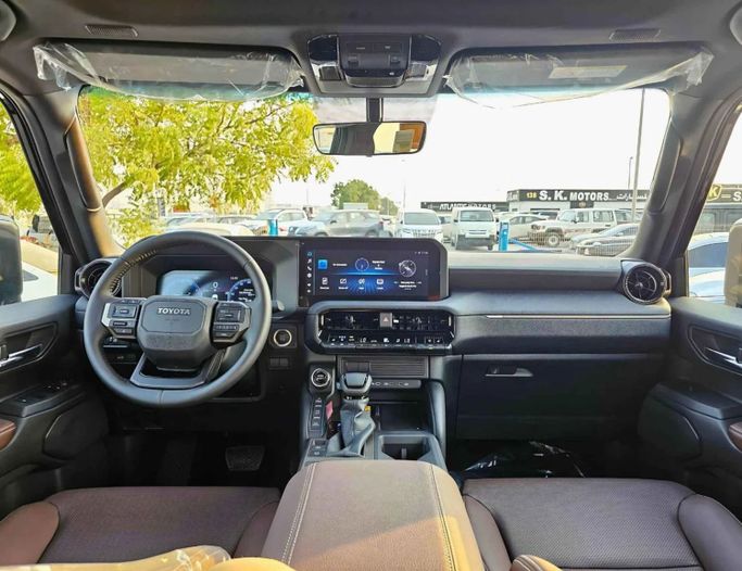 Новый Toyota Land Cruiser Prado 250 Series, 2.4 л, 2024 в Дубае от SK Motors Черный цвет. Other | AUTO.AE