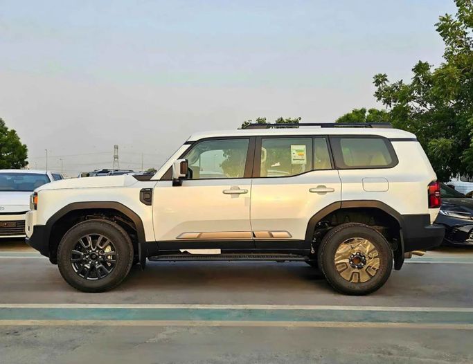 New Toyota Land Cruiser Prado 250 Series, 2.4 l, 2024 in Dubai by SK Motors, White color. Other | AUTO.AE