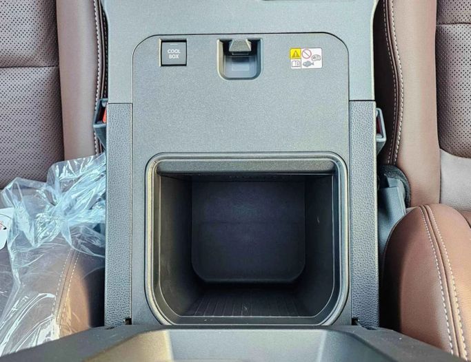 Новый Toyota Land Cruiser Prado 250 Series, 2.4 л, 2025 в Дубае от SK Motors Черный цвет. Other | AUTO.AE