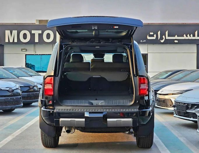 Новый Toyota Land Cruiser Prado 250 Series, 2.4 л, 2025 в Дубае от SK Motors Черный цвет. Other | AUTO.AE