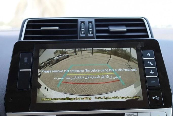 Новый Toyota Land Cruiser Prado 150 Series Рестайлинг 3, 4.0 л, 2023 в Дубае от Top Euro Cars Белый цвет.  | AUTO.AE