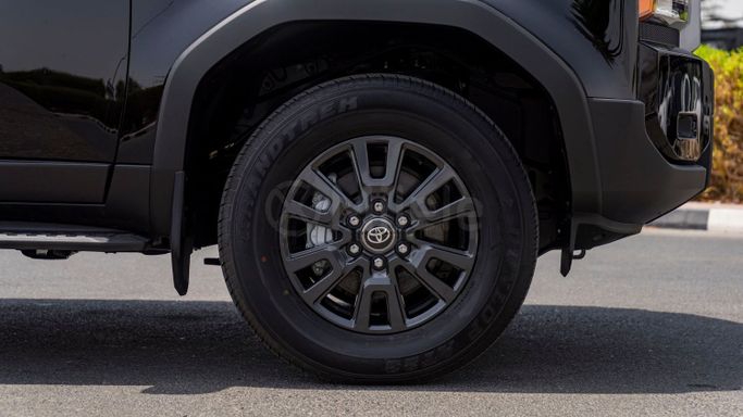 Новый Toyota Land Cruiser Prado 250 Series, 2.7 л, 2025 в Дубае от Milele Черный цвет. Other | AUTO.AE