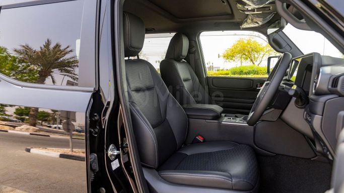 Новый Toyota Land Cruiser Prado 250 Series, 2.8 л, 2025 в Дубае от Milele Черный цвет. Other | AUTO.AE