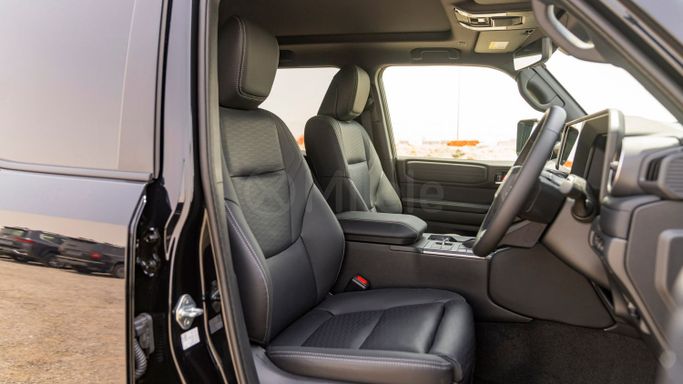 Новый Toyota Land Cruiser Prado 250 Series, 2.8 л, 2025 в Дубае от Milele Черный цвет. Other | AUTO.AE