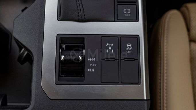 Новый Toyota Land Cruiser Prado 250 Series, 2.8 л, 2025 в Дубае от Milele Черный цвет. Other | AUTO.AE