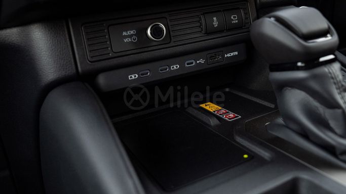 Новый Toyota Land Cruiser Prado 250 Series, 2.8 л, 2025 в Дубае от Milele Бронзовый цвет. Other | AUTO.AE