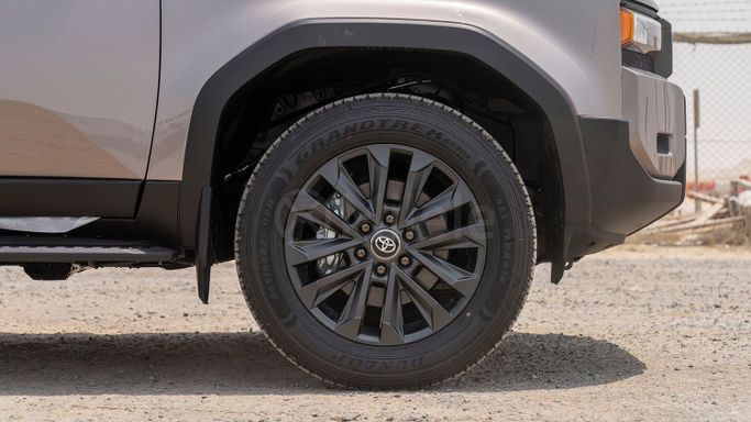 Новый Toyota Land Cruiser Prado 250 Series, 2.8 л, 2025 в Дубае от Milele Бронзовый цвет. Other | AUTO.AE