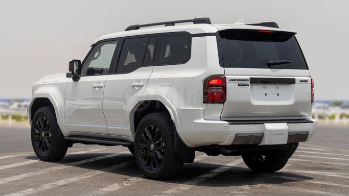 Новый Toyota Land Cruiser Prado 250 Series, 2.8 л, 2025 в Дубае от Milele Белый цвет. Other | AUTO.AE