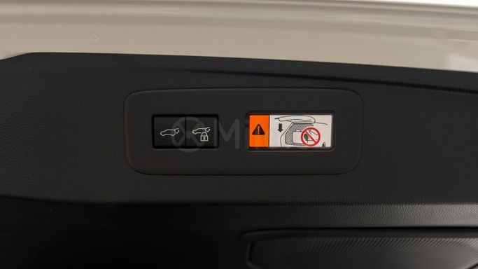 Новый Toyota Land Cruiser Prado 250 Series, 2.8 л, 2025 в Дубае от Milele Белый цвет. Other | AUTO.AE