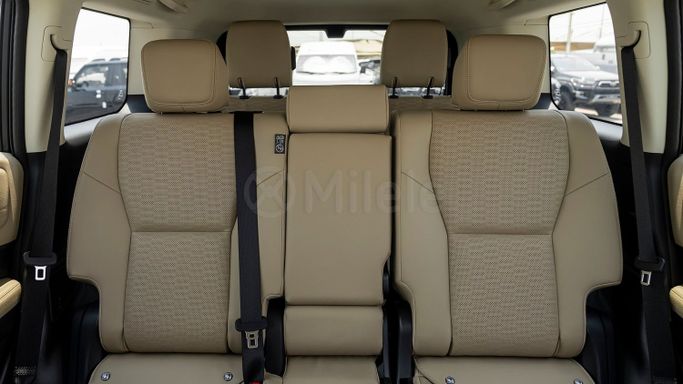 Новый Toyota Land Cruiser Prado 250 Series, 2.8 л, 2025 в Дубае от Milele Белый цвет. Other | AUTO.AE