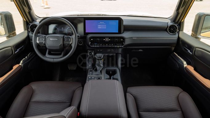 Новый Toyota Land Cruiser Prado 150 Series Рестайлинг 3, 2.8 л, 2024 в Дубае от Milele Желтый цвет. Other | AUTO.AE