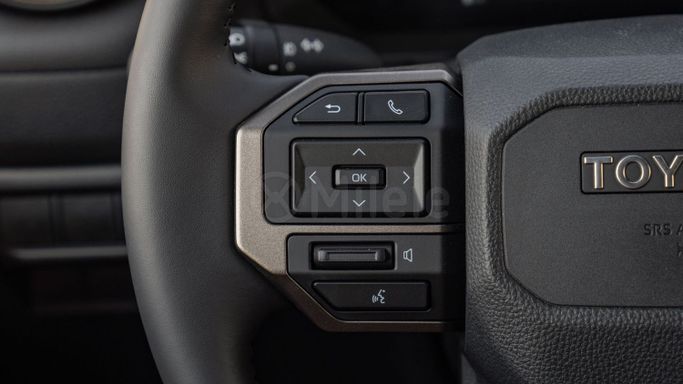 Новый Toyota Land Cruiser Prado 150 Series Рестайлинг 3, 2.8 л, 2024 в Дубае от Milele Желтый цвет. Other | AUTO.AE