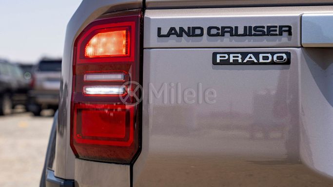 Новый Toyota Land Cruiser Prado 250 Series, 2.8 л, 2025 в Дубае от Milele Бронзовый цвет. Other | AUTO.AE