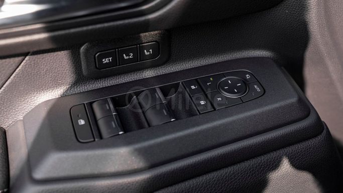 Новый Toyota Land Cruiser Prado 250 Series, 2.4 л, 2025 в Дубае от Milele Серый цвет. Other | AUTO.AE