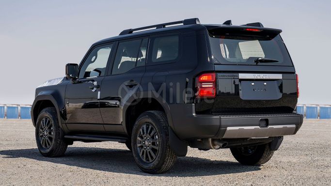 Новый Toyota Land Cruiser Prado 250 Series, 2.7 л, 2025 в Дубае от Milele Черный цвет. Other | AUTO.AE
