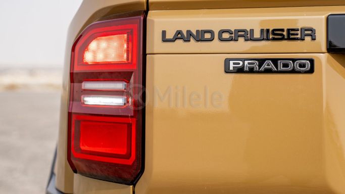 Новый Toyota Land Cruiser Prado 250 Series, 2.4 л, 2024 в Дубае от Milele Бежевый цвет. Other | AUTO.AE