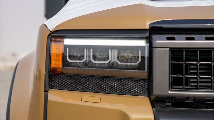 Новый Toyota Land Cruiser Prado 250 Series, 2.4 л, 2024 в Дубае от Milele Бежевый цвет. Other | AUTO.AE