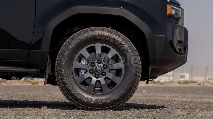 Новый Toyota Land Cruiser Prado 250 Series, 2.4 л, 2024 в Дубае от Milele Черный цвет. Other | AUTO.AE