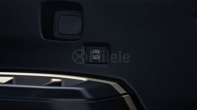 Новый Toyota Land Cruiser Prado 250 Series, 2.8 л, 2024 в Дубае от Milele Черный цвет. Other | AUTO.AE