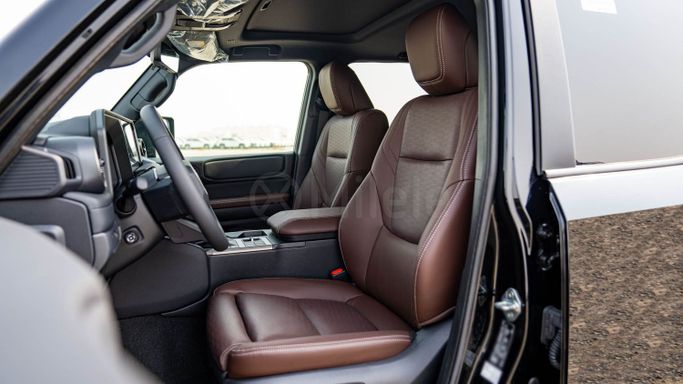 Новый Toyota Land Cruiser Prado 250 Series, 2.4 л, 2024 в Дубае от Milele Черный цвет. Other | AUTO.AE