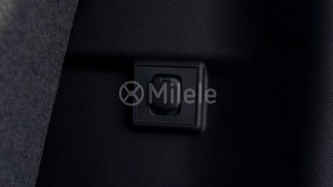 Новый Toyota Land Cruiser Prado 250 Series, 2.7 л, 2024 в Дубае от Milele Бронзовый цвет. Other | AUTO.AE