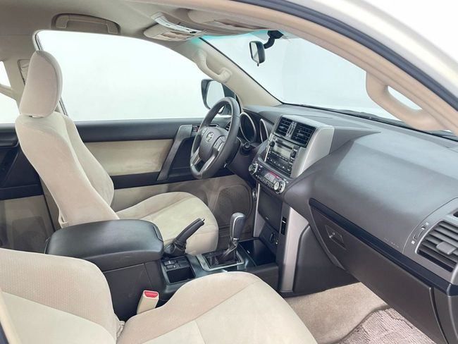 Used Toyota Land Cruiser Prado 150 Series, 4.0 l, 2012 in Dubai by Gulf Motors, White color. GCC Specs | AUTO.AE