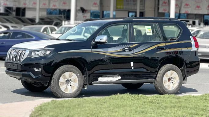 Новый Toyota Land Cruiser Prado 150 Series Рестайлинг 3, 4.0 л, 2024 в Дубае от Falcons GT Motors FZCO Черный цвет. Other | AUTO.AE