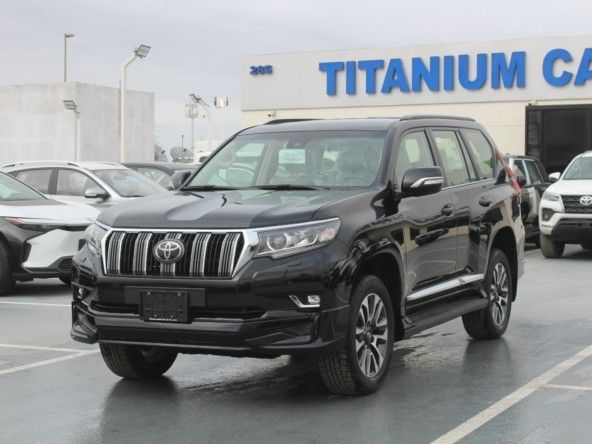 Новый Toyota Land Cruiser Prado 150 Series Рестайлинг 3, 4.0 л, 2023 в Дубае от Titanum Cars Черный цвет. Other | AUTO.AE