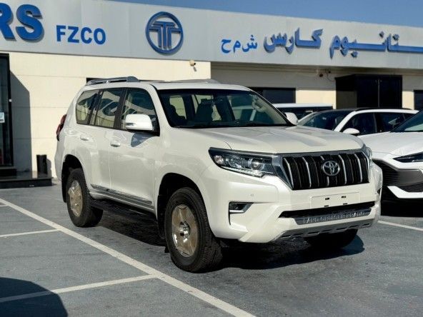 Новый Toyota Land Cruiser Prado 150 Series Рестайлинг 3, 4.0 л, 2023 в Дубае от Titanum Cars Белый цвет. Other | AUTO.AE