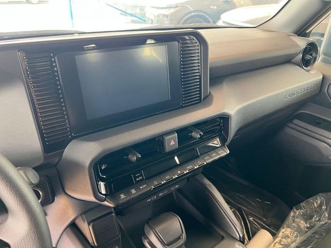 Новый Toyota Land Cruiser Prado 250 Series, 2.4 л, 2024 в Дубае от My Way Motors Белый цвет. GCC | AUTO.AE