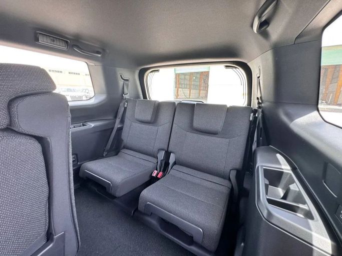 Новый Toyota Land Cruiser Prado 250 Series, 2.8 л, 2025 в Дубае от Allied Motors Черный цвет. GCC | AUTO.AE