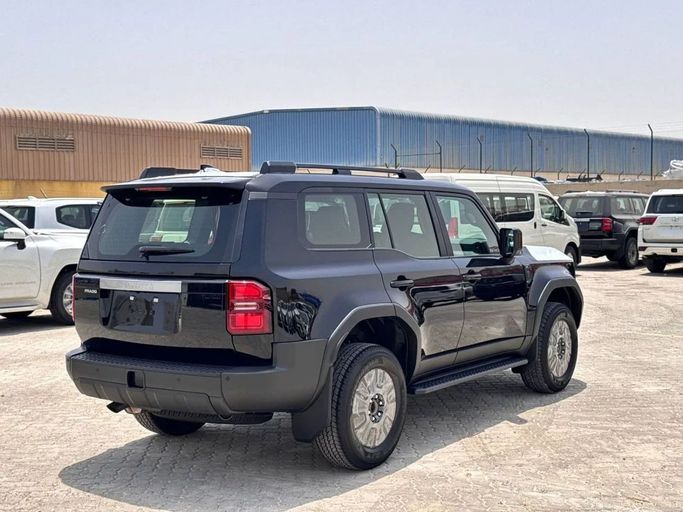 Новый Toyota Land Cruiser Prado 250 Series, 2.8 л, 2025 в Дубае от Allied Motors Черный цвет. GCC | AUTO.AE