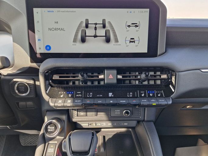 Новый Toyota Land Cruiser Prado 250 Series, 2.4 л, 2024 в Дубае от Allied Motors Белый цвет. Европейская | AUTO.AE