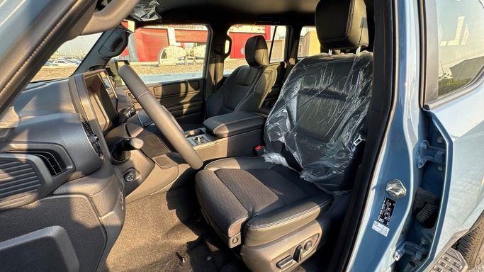 Новый Toyota Land Cruiser Prado 250 Series, 2.4 л, 2024 в Дубае от Allied Motors Голубой цвет. Европейская | AUTO.AE