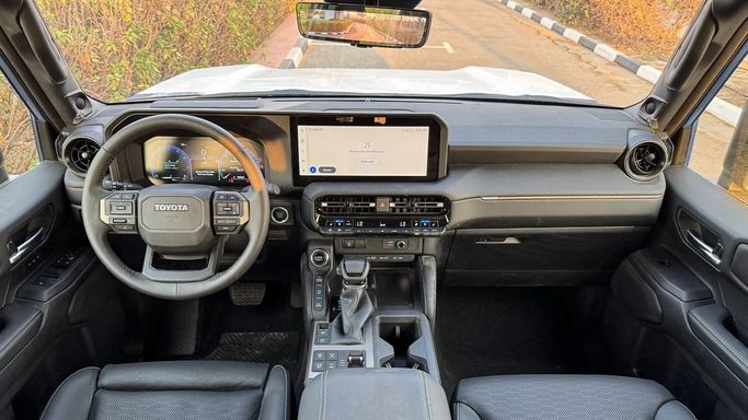 Новый Toyota Land Cruiser Prado 250 Series, 2.4 л, 2024 в Дубае от Allied Motors Голубой цвет. Европейская | AUTO.AE