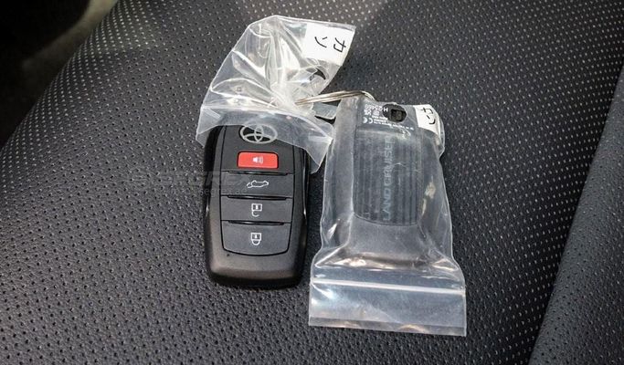 Новый Toyota Land Cruiser Prado 250 Series, 2.4 л, 2025 в Дубае от Segrex Auto Белый цвет. GCC | AUTO.AE